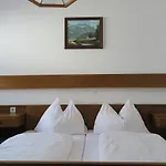 恩吉安酒店 公寓 蓬高圣约翰