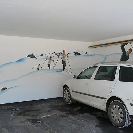 Haus Enzian Apartamento