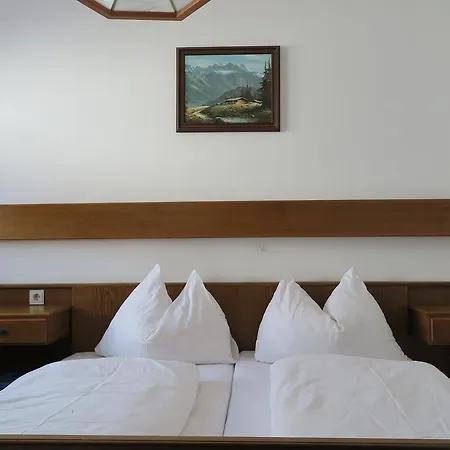 Haus Enzian Apartamento Sankt Johann im Pongau