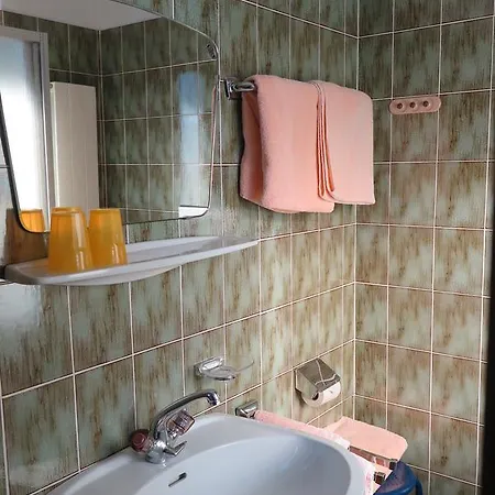 Haus Enzian Lägenhet Sankt Johann im Pongau