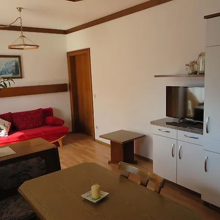 Lägenhet Haus Enzian