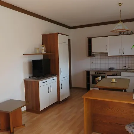 Haus Enzian Apartamento